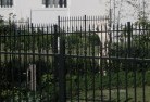 West Pineback-yard-fencing-2.jpg; ?>